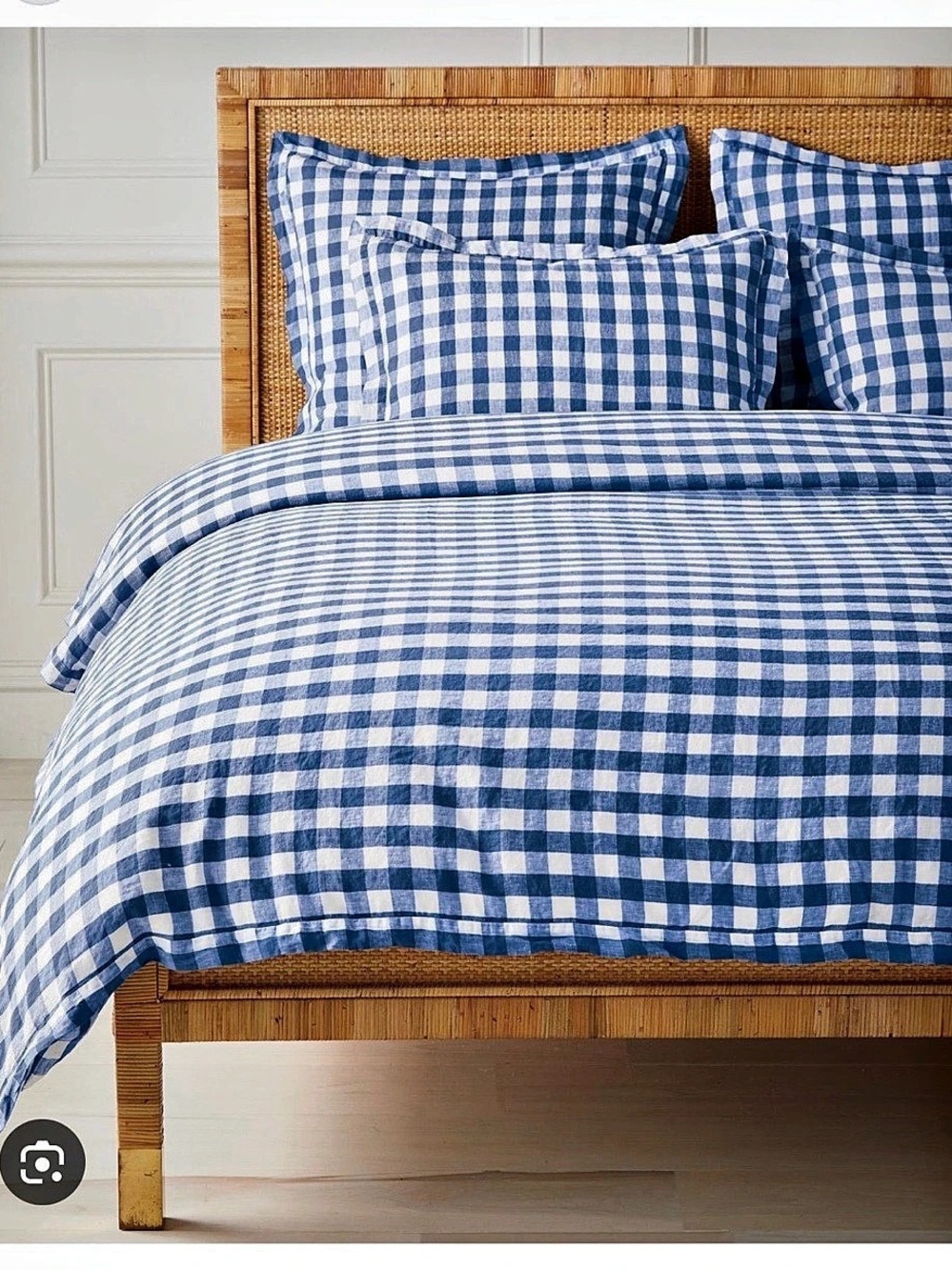 Serena & Lily Linen Gingham Duvet Cover set in Blue & White